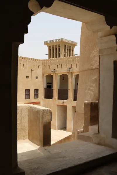 بيت النابودة