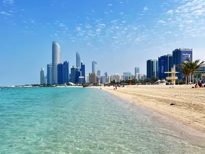 كورنيش بيتش